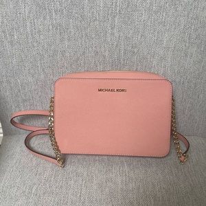 Michael Kors Jet Set Crossbody Purse. $168